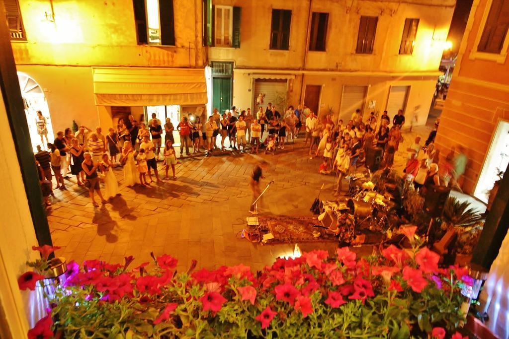 Hotel R&B Sterlizia Finale Ligure Zewnętrze zdjęcie